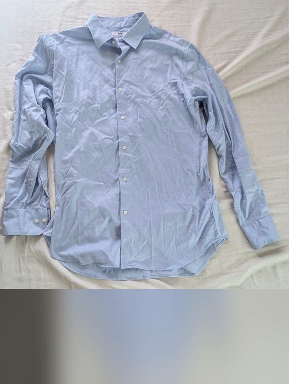 EUC Uniqlo Men's Collared Button Down Shirt, XL, Slim Fit, Blue Micro Stripe